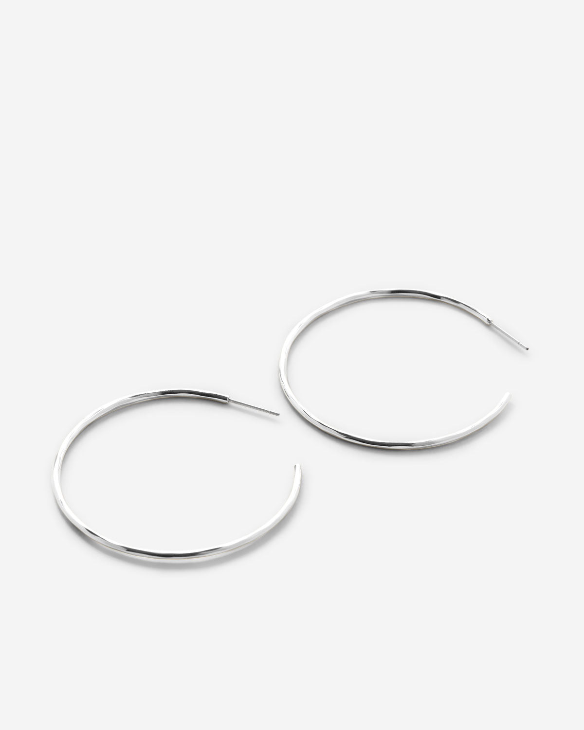 Bryan Anthonys Layers of You Silver Simplicity Maxi Hoops Macro